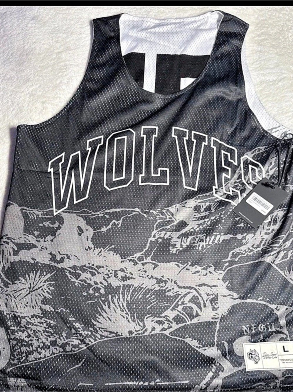 Darc Sport Vegas Wolves Reversible Jersey Reversible Jersey in Black & White NWT